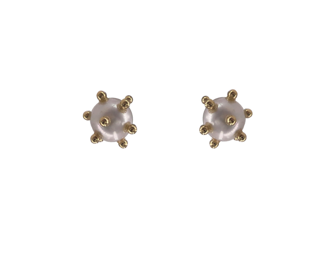 WHITE FRESHWATER PEARL STUDS