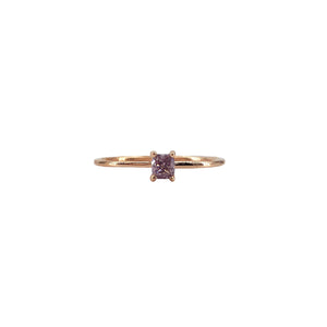 FANCY PURPLE-PINK SOLITAIRE DIAMOND RING IN 18KT GOLD