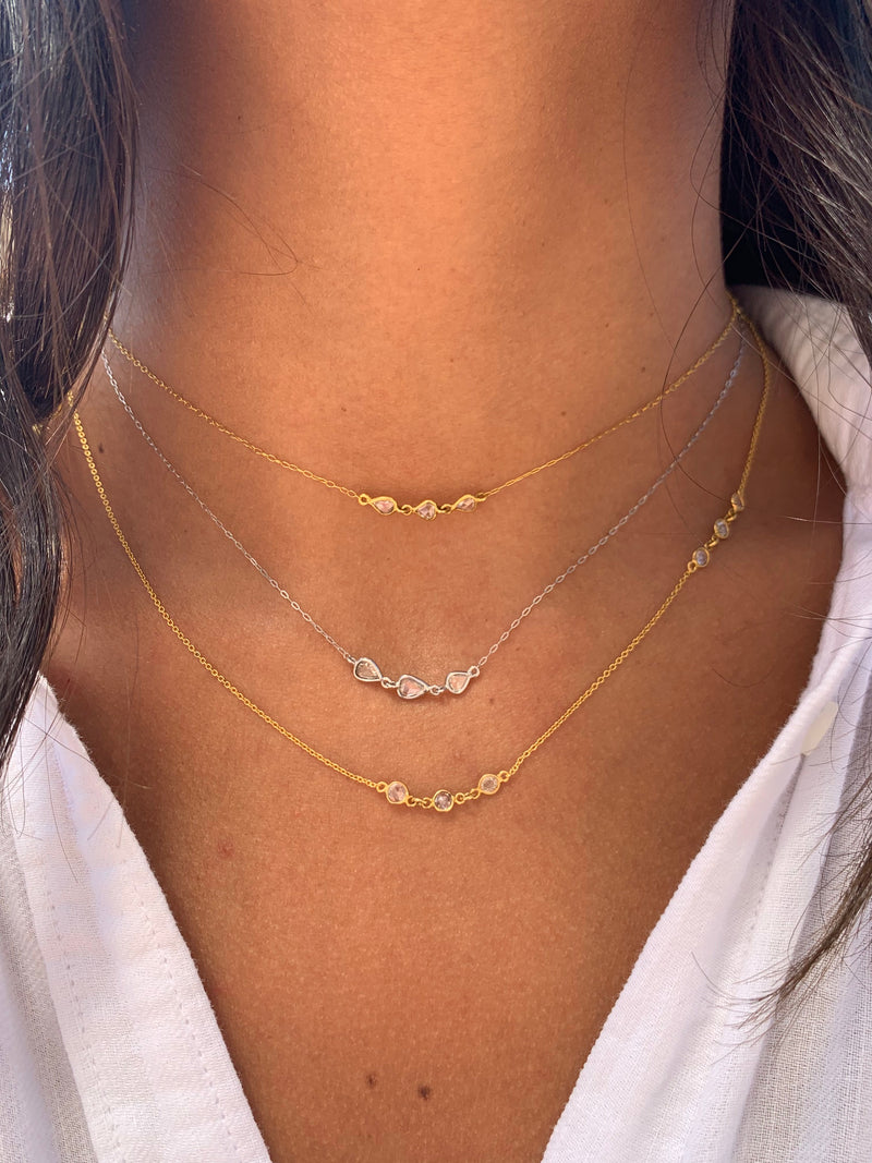 ROCK & DIVINE - SPRING RIVER 18 NECKLACE | YELLOW NECKLACES